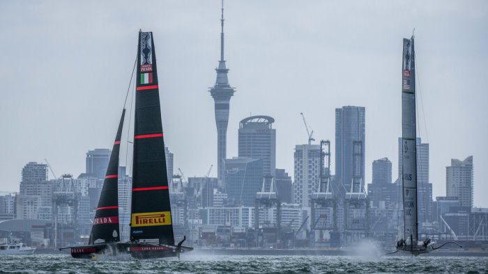una vittoria a testa luna rossa new zealand sul 3 3