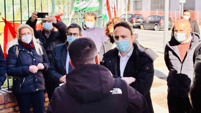 maccaferri sindaco volpe e istituzioni al fianco degli operai