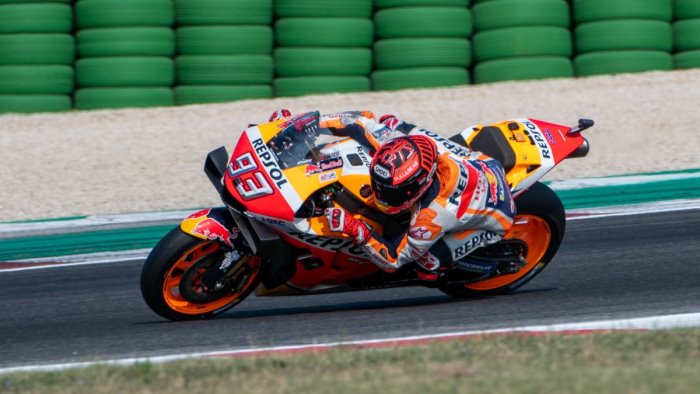 slitta il rientro di marquez