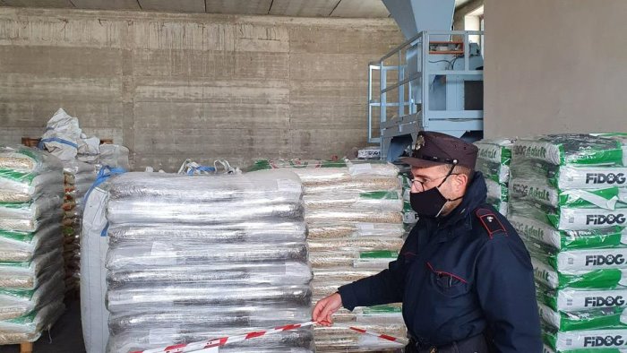 mangimi non tracciati maxi sequestro nel salernitano