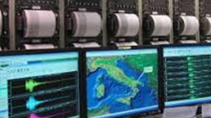 scossa di terremoto avvertita in campania