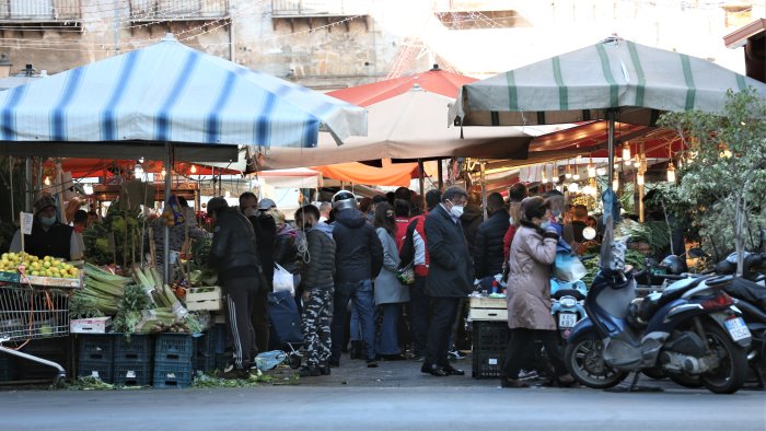 eboli multe a imprese e mercati burocrazia soffoca le imprese