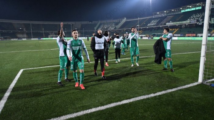 taranto avellino 0 1 le pagelle