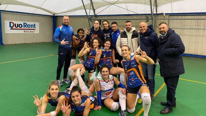 volley b1 la luvo barattoli arzano espugna palermo