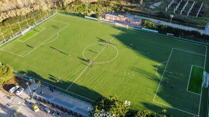 genitore invade il campo di calcio tensione nel weekend ad agropoli