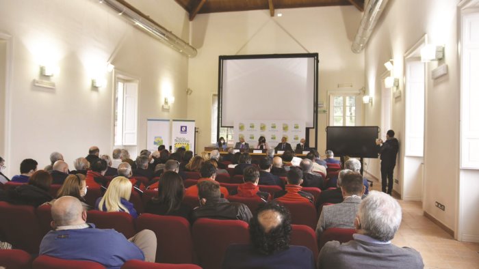 monti lattari il parco che vorrei confronto tra esperti e amministratori