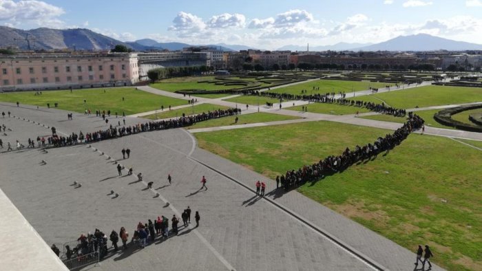 tornano le domeniche gratuite alla reggia di caserta