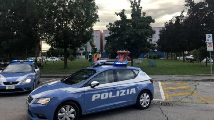 altavilla cocaina hashish e marijuana arrestato pusher in bicicletta