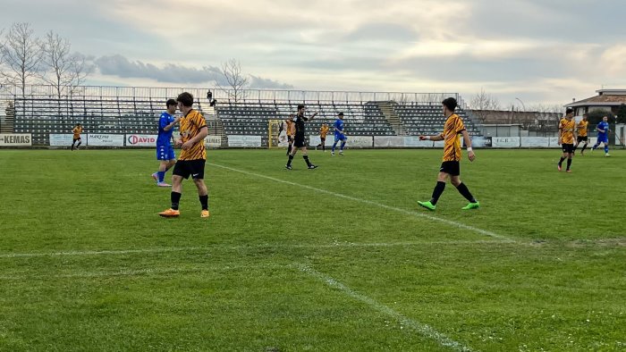 primavera benevento sconfitto con l empoli testa agli ottavi di finale