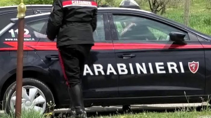 furto di rame in un lido carabinieri arrestano un 40enne