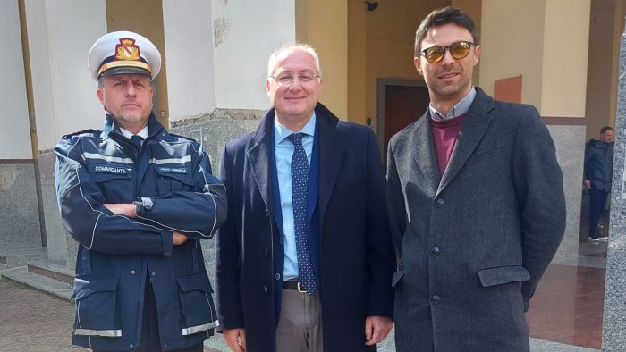 emergenza furti a san valentino torio il sindaco incontra il prefetto