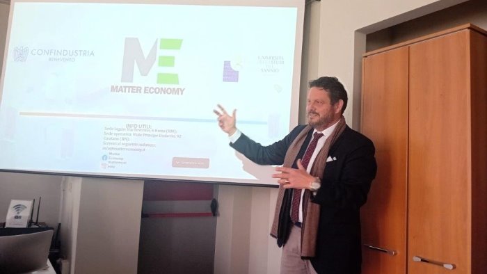 matter economy e tra i fenomeni della campania