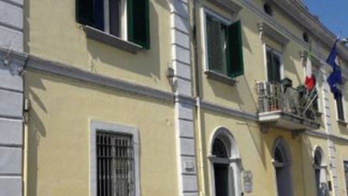 cancello ed arnone referendum popolare per la nuova piazza