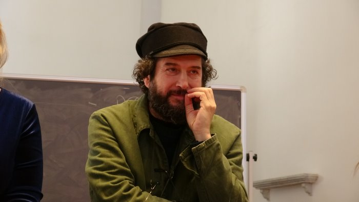 capossela a benevento racconta le aree intere tra mito e ricchezza