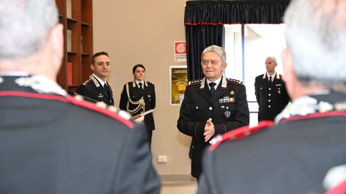 il generale dei carabinieri in visita al comando provinciale di avellino