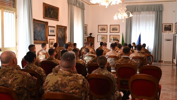 pari opportunita e studi di genere l incontro alla caserma d avossa di salerno