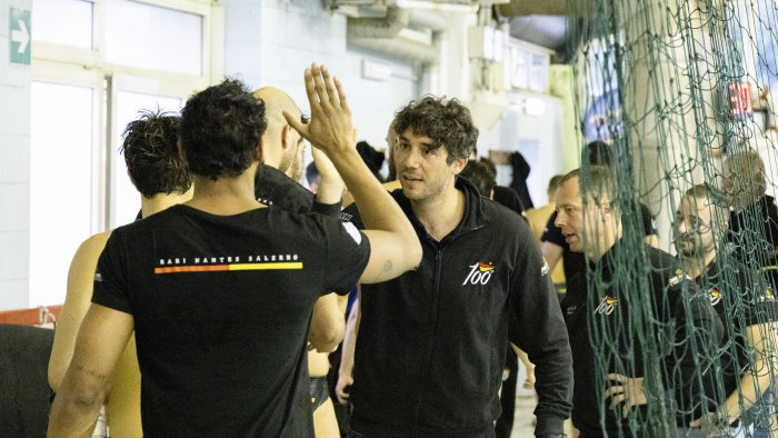 pallanuoto a1 derby alla vitale per la rari nantes salerno