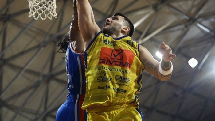 givova scafati basket a trento per chiudere il discorso salvezza