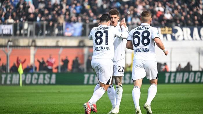 febbraio nero alle spalle ma al napoli puo andare bene anche un pareggio