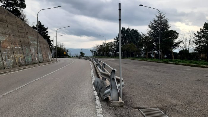 ariano ecco cosa accade lungo la strada panoramica la denuncia di un cittadino