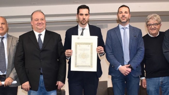 giornalismo a giammarco menga il premio nassiriya per la pace