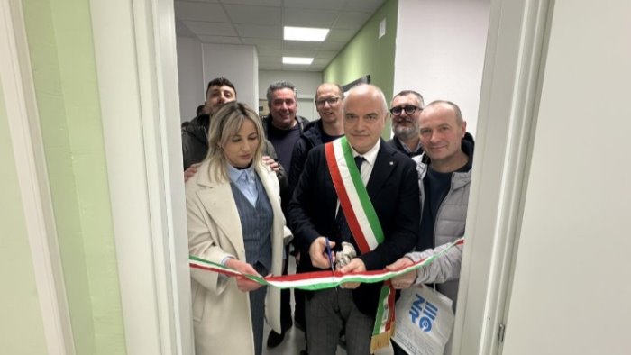 vallesaccarda inaugurata la nuova sede municipale