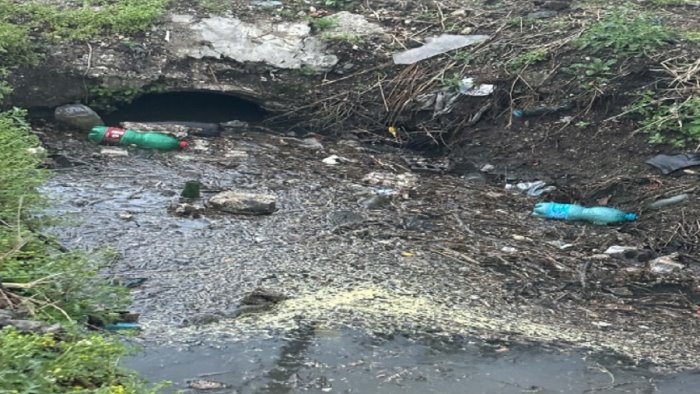 acerra cunette trasformate in discarica la segnalazione