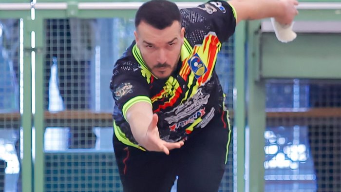 bocce pappacena stabilisce un nuovo record del mondo nel tiro di precisione