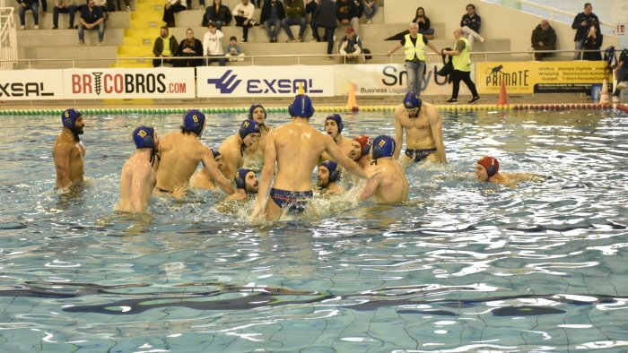 pallanuoto a2 rari nantes salerno inarrestabile battuta la rari nantes arechi