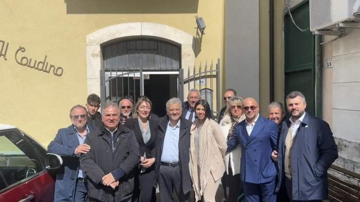 congressi fratelli d italia in irpinia fatima iuliano guida cervinara