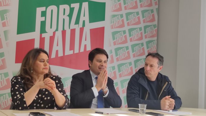 benevento crisi in provincia rubano colpa della politica mastelliana