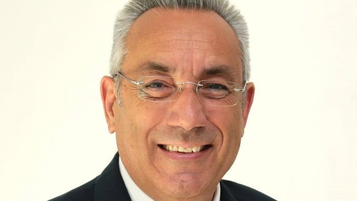 atripalda attentato a mazzariello azione legata all attivita imprenditoriale