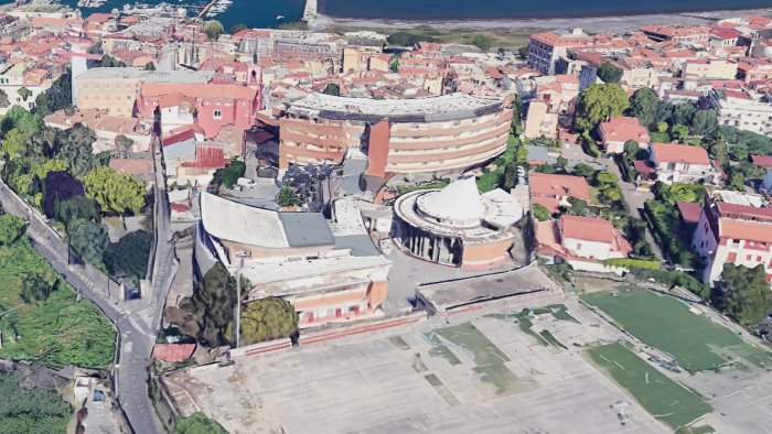 il destino incerto dell ex istituto salesiano tra memoria e speculazione