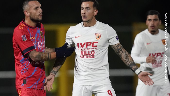 benevento sfida alla squadra che pareggia di piu nel girone