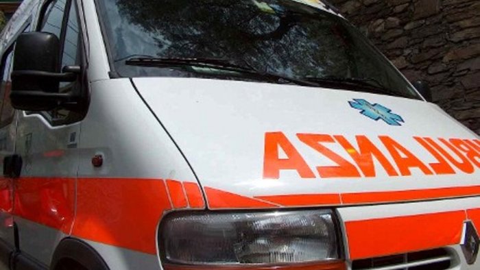 tragedia ad amalfi cade da una macera a secco e muore