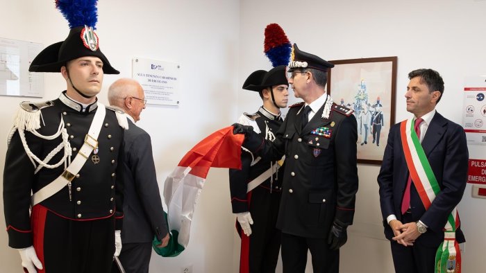 presidio e modello di giustizia e legalita targa fai antiracket ai carabinieri