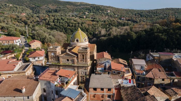 lentiscosa accoglie la croce giubilare dei giovani