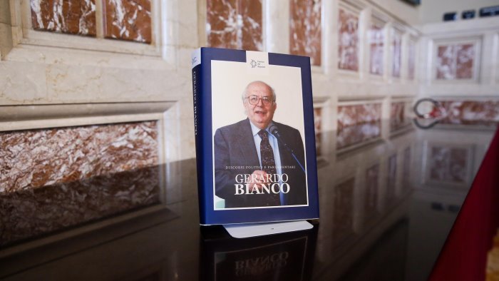 gerardo bianco omaggio alla memoria di un importante personalita politica