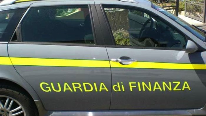 omesso versamento dell iva sequestro ad una societa di calcestruzzi