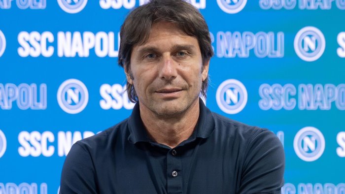 conte spinge il napoli verso l impresa