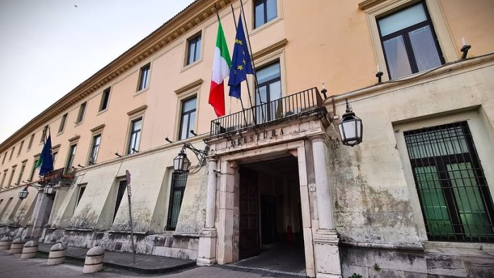 aggressione terna arbitrale nel casertano daspo pesanti a tre dirigenti