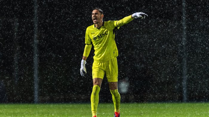 olivera e non solo il napoli lavora anche sui rinnovi di meret e anguissa