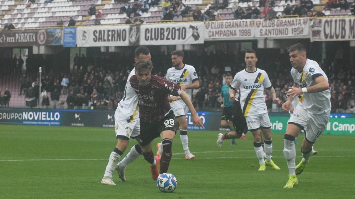 salernitana modena 1 0 zuccon vittoria importante ora continuita