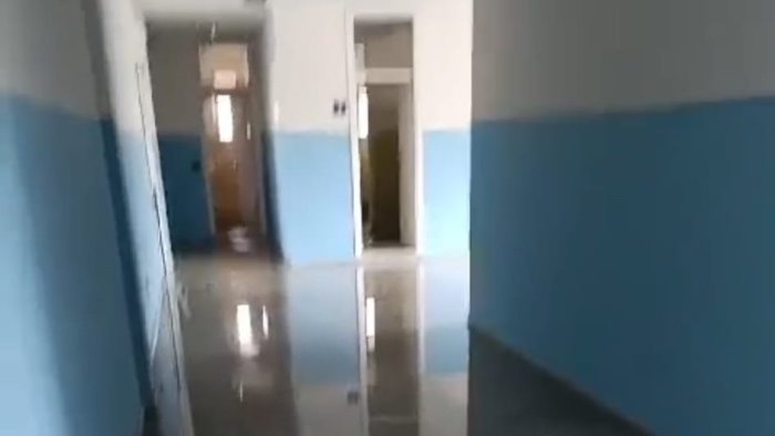 torre annunziata vandalizzata la sede del nuovo asilo nido