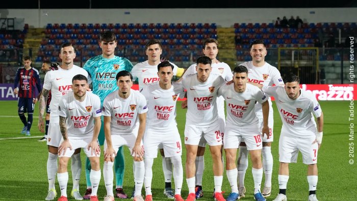 pari tra casertana e benevento tutte le foto del match