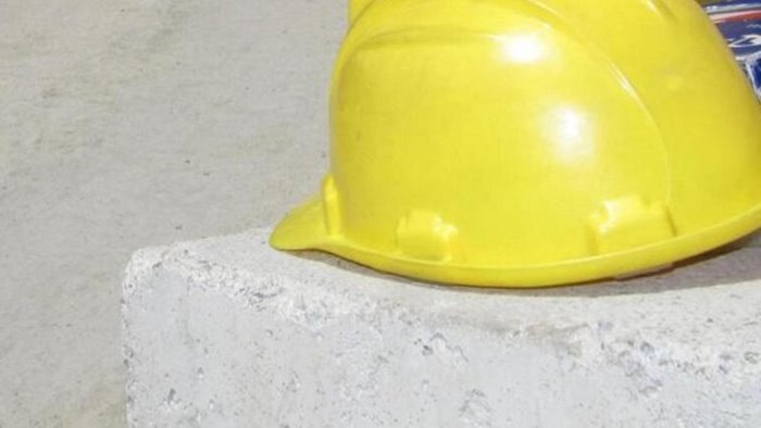 cantieri-di-sangue-precipita-da-15-metri-muore-operaio-di-27-anni