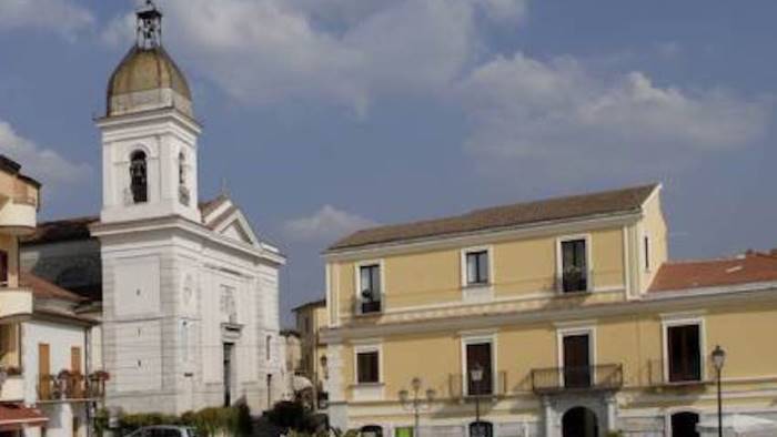 gli spazi vuoti rimpieti dalla storia