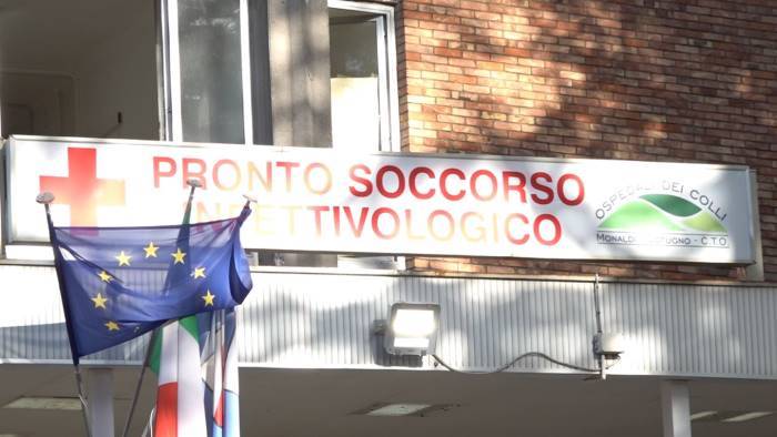 eboli piange la prima vittima al cotugno muore un 79enne