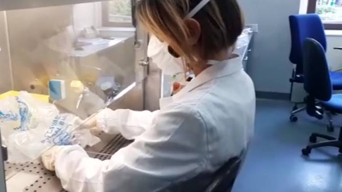 siamo entrati nelle stanze segrete dove si stana il covid 19