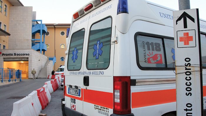 covid muore 65enne si abbassa l eta media delle vittime